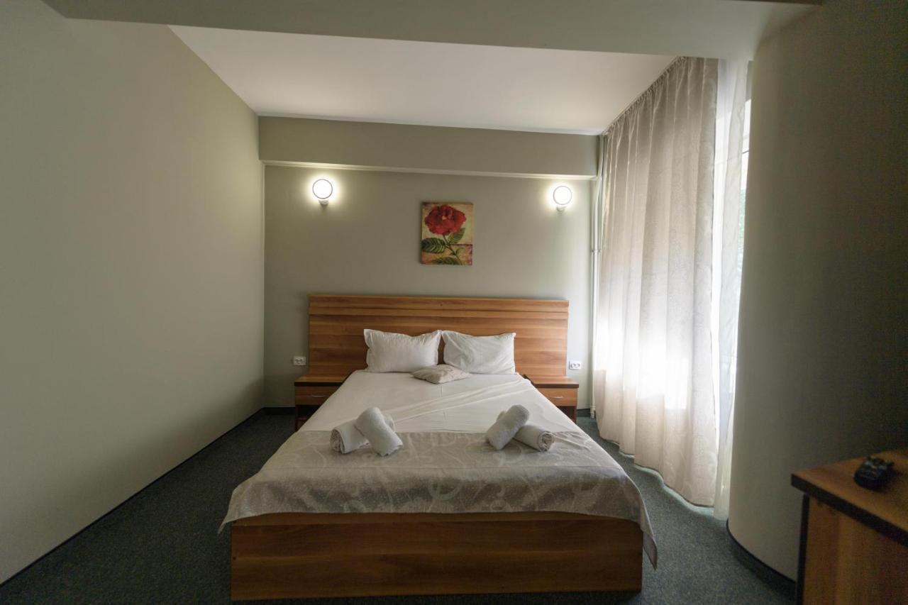 Hotel Cora Constanta Exterior photo