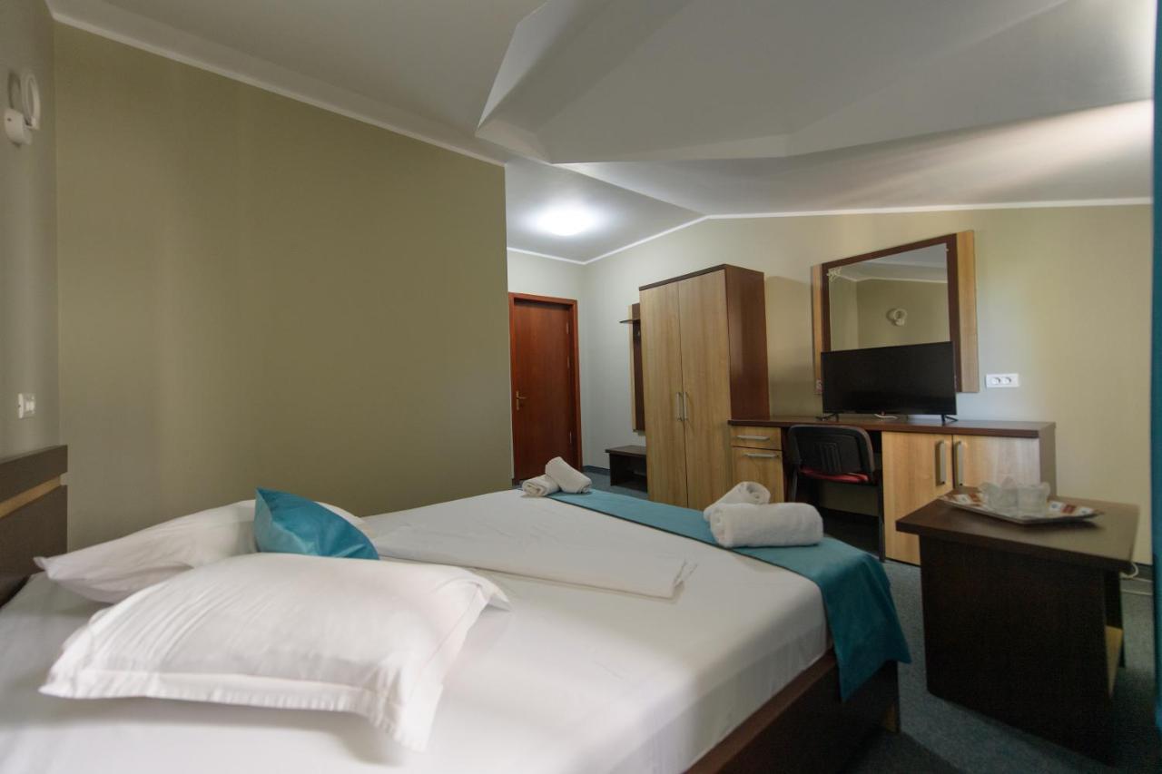 Hotel Cora Constanta Exterior photo
