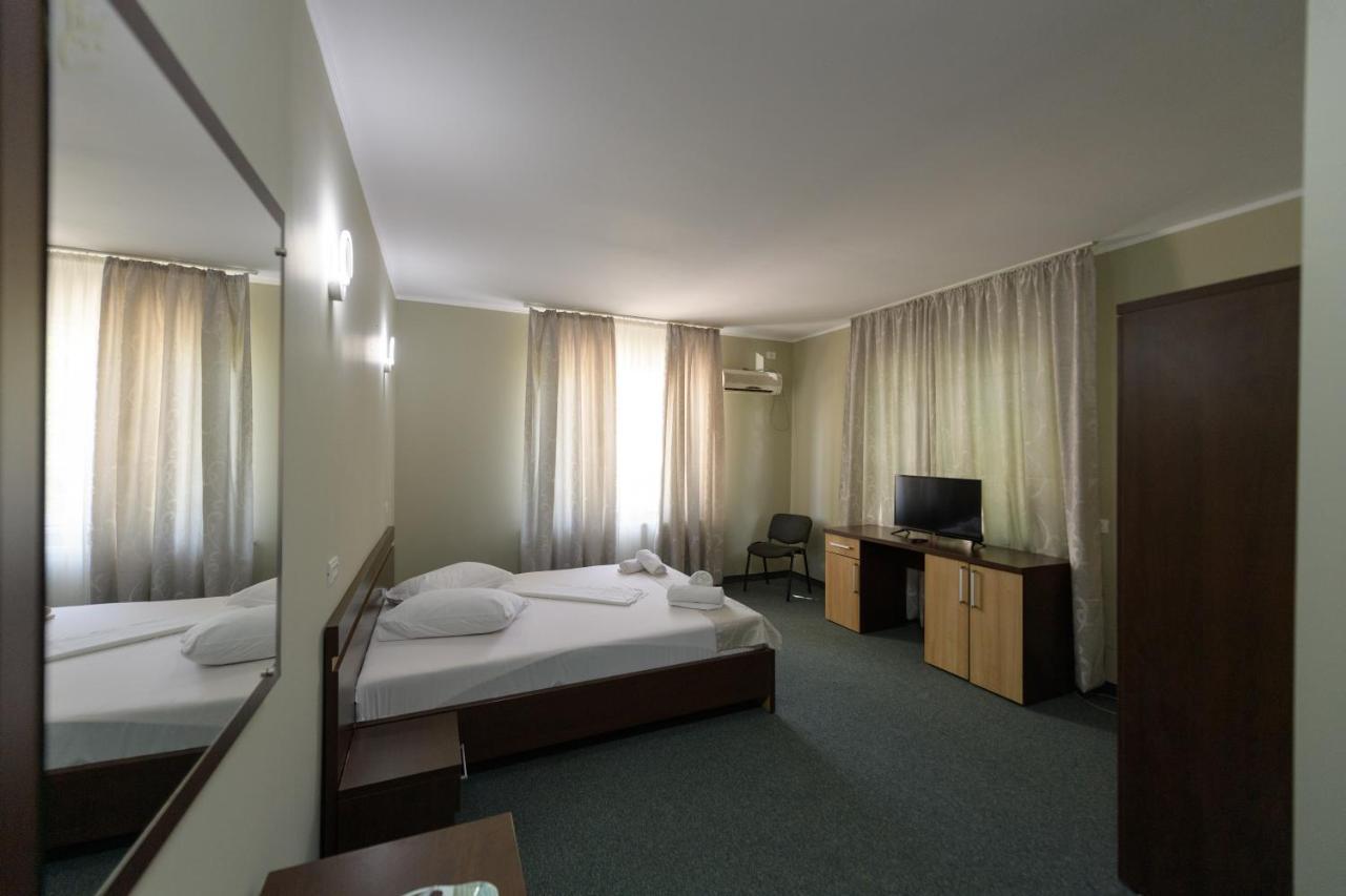 Hotel Cora Constanta Exterior photo